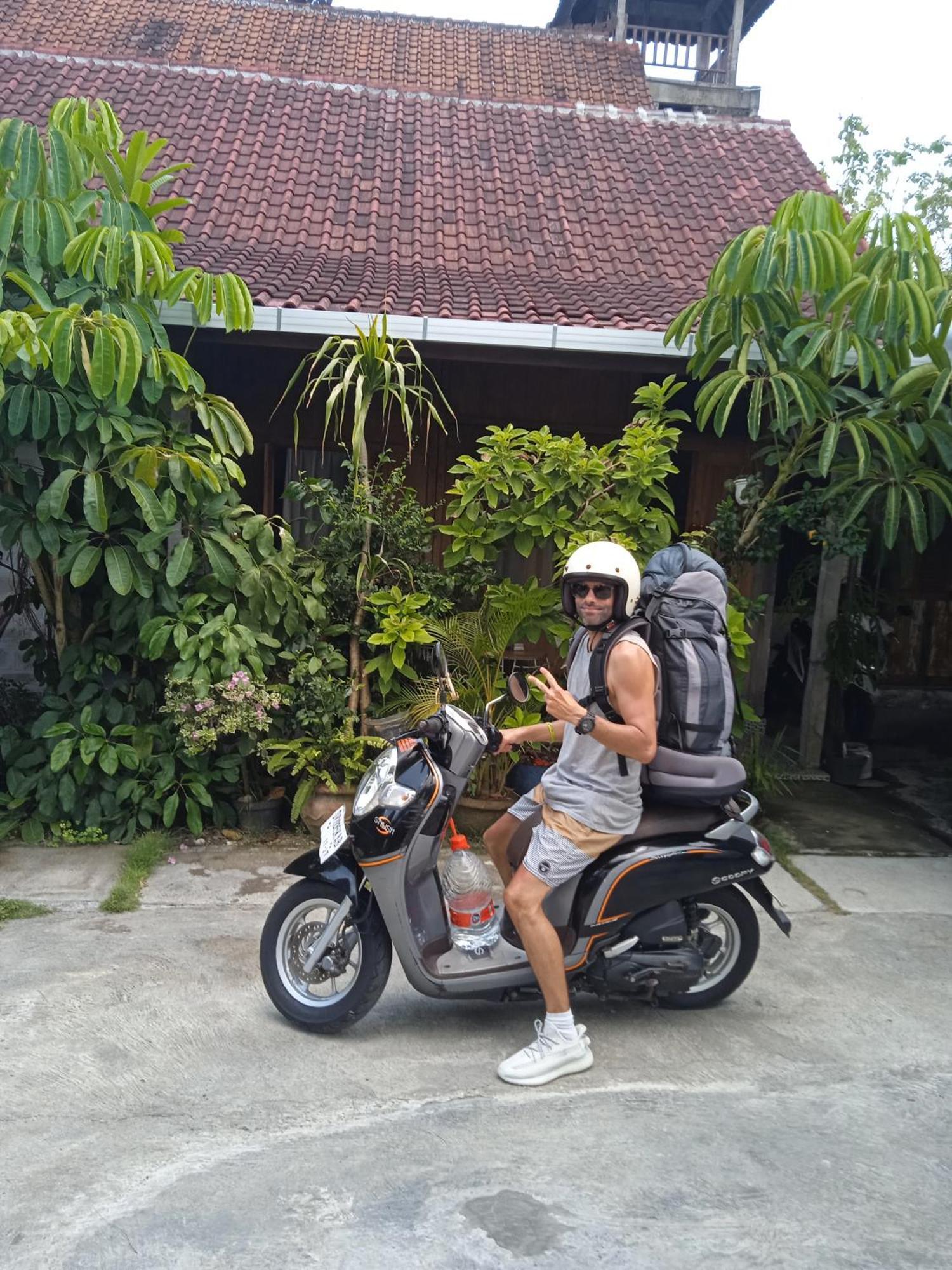 Kayu Tua Villa Uluwatu Rum bild